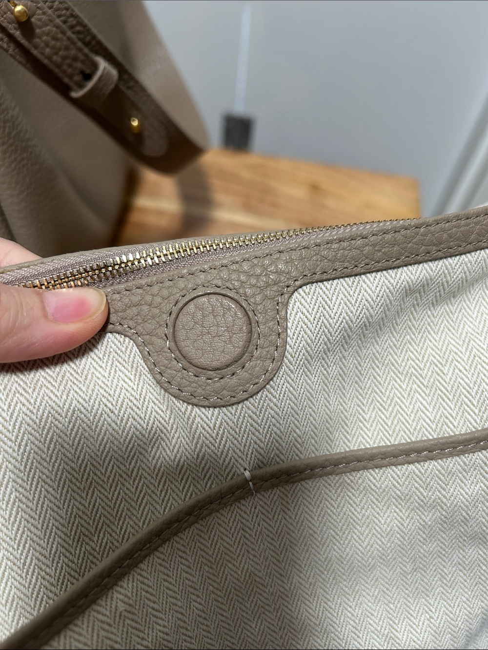 Authentic LARGE Songmont Song Bag - Picture 13 of 17